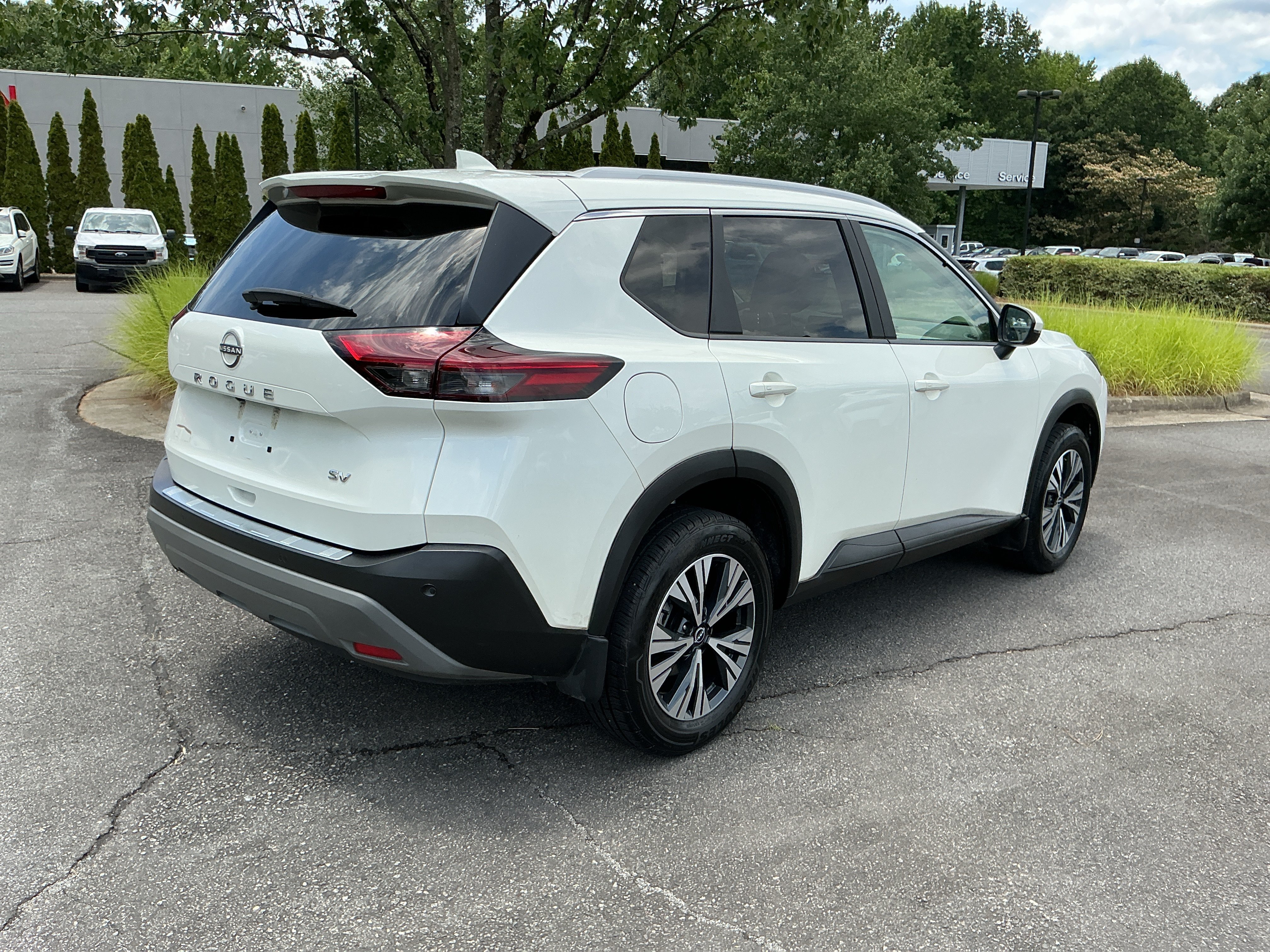 Used 2023 Pearl White Tricoat Nissan SV image 4