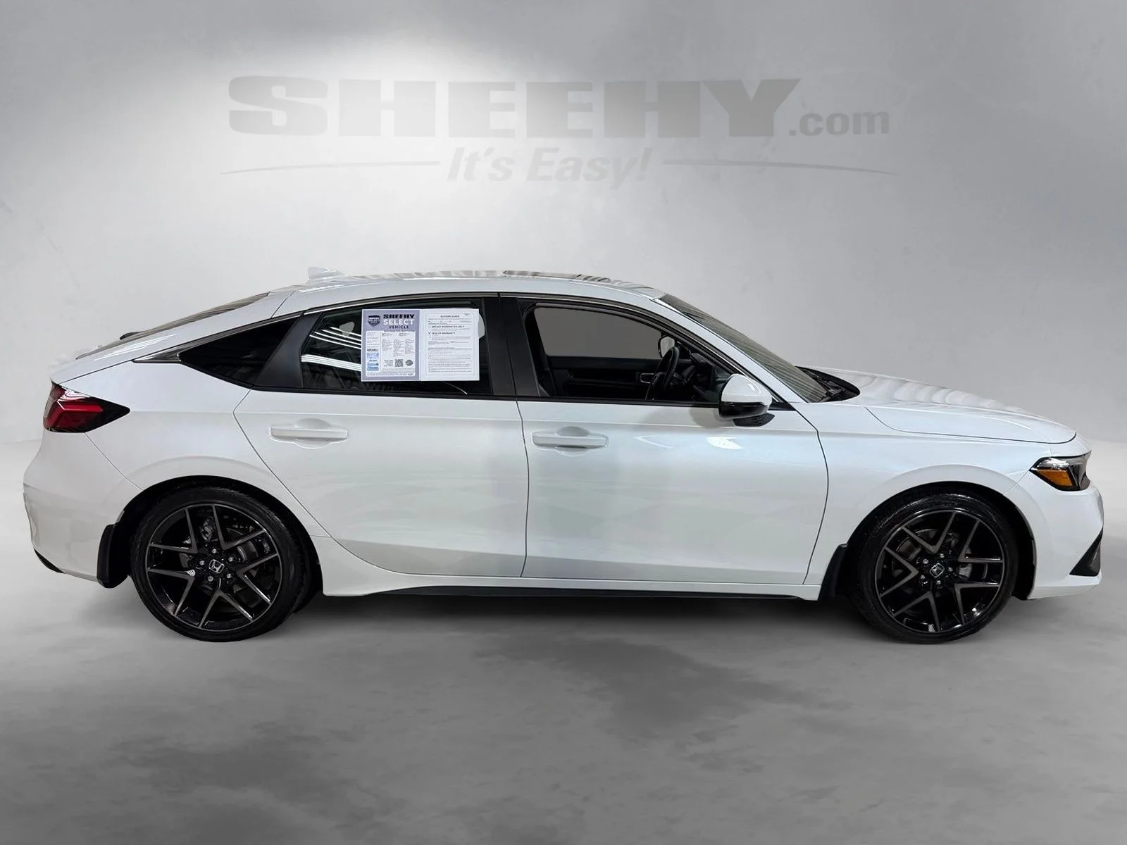 Used 2024  Honda Sport Touring image 9