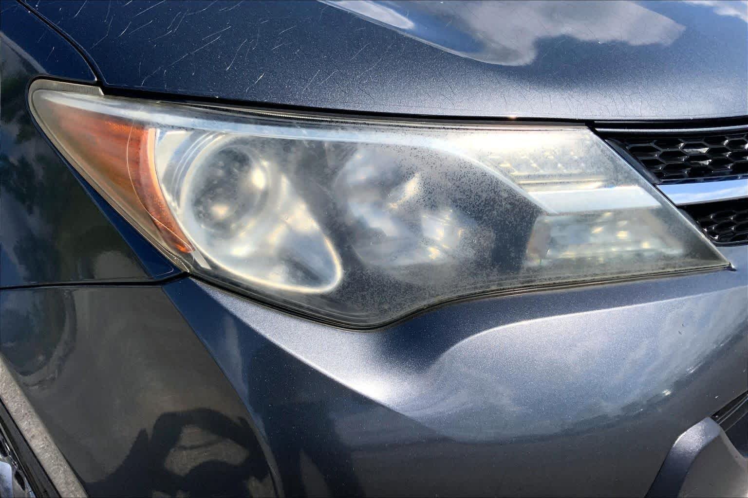 Used 2015 Magnetic Gray Metallic Toyota XLE image 26