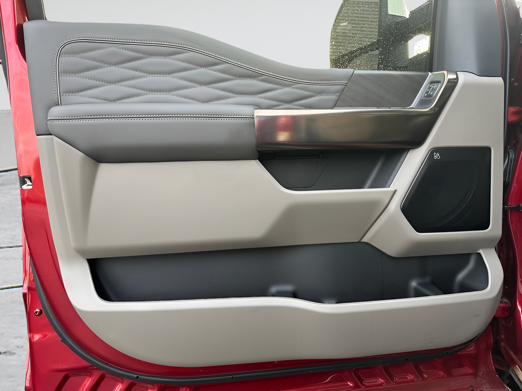 2025 Ford F-250 Super Duty Platinum - Photo 11