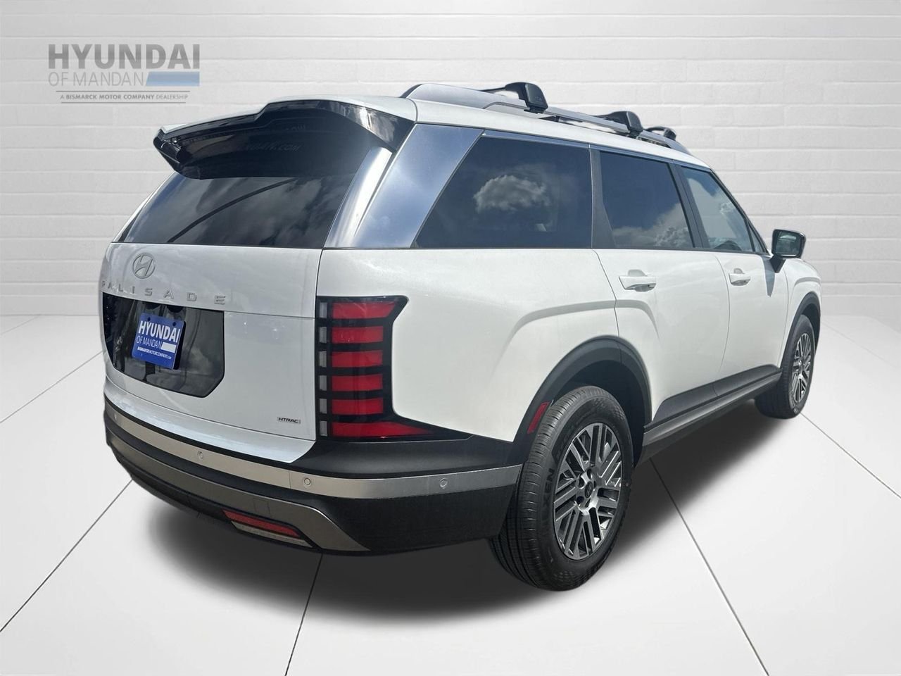 New 2026 White Hyundai SEL Premium AWD image 3