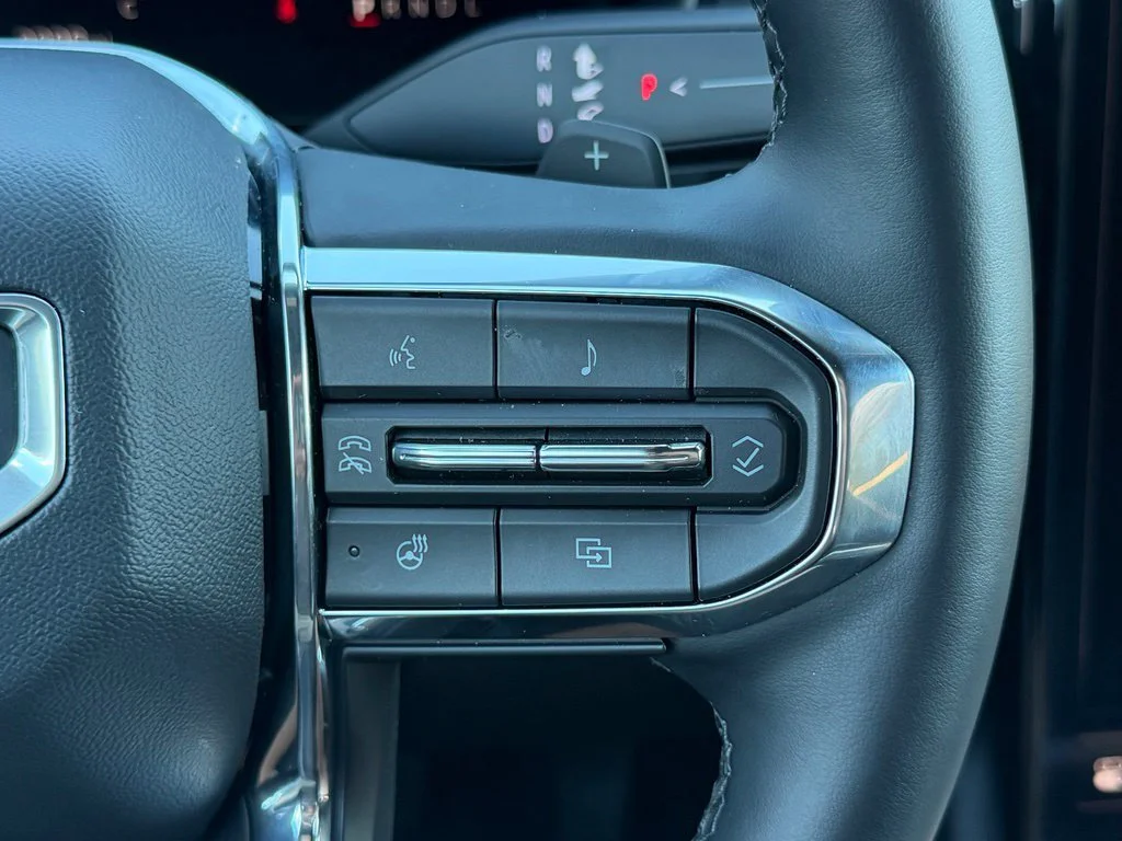 New 2026 Rapids Metallic GMC Elevation image 21