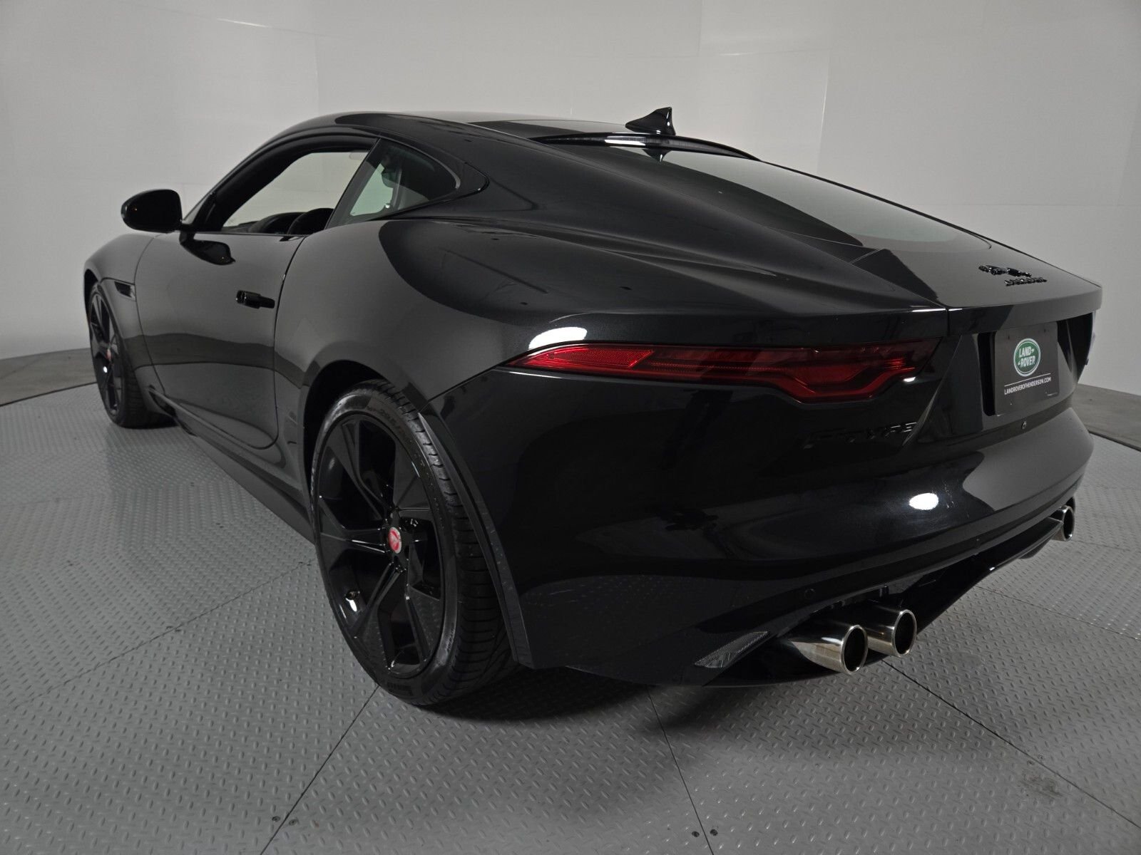 2023 Jaguar F-TYPE R-Dynamic - Photo 15