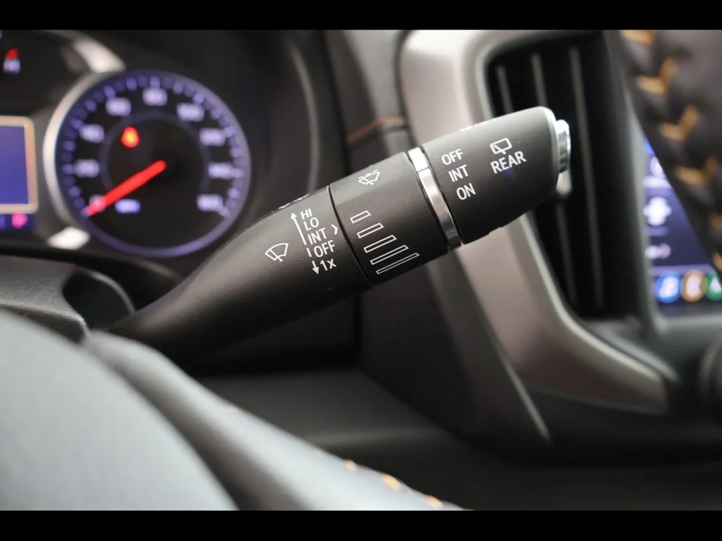 Used 2022 Black GMC AT4 image 25