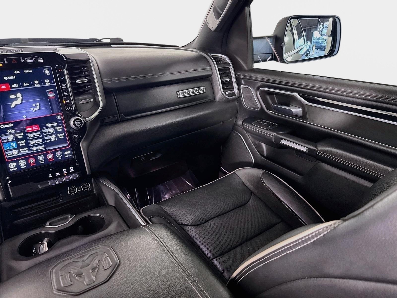 Used 2021 Diamond Black Crystal Pearlcoat Ram Laramie image 25