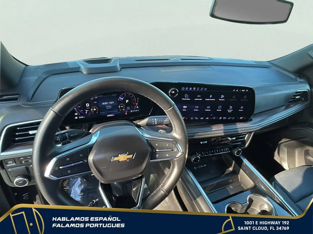 Used 2025 Dark Ash Metallic Chevrolet Premier image 17