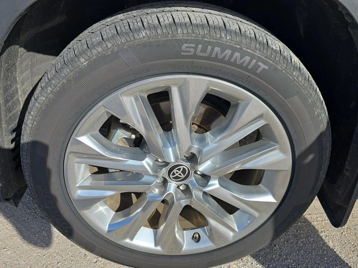 Used 2021 Moondust Toyota Platinum image 24