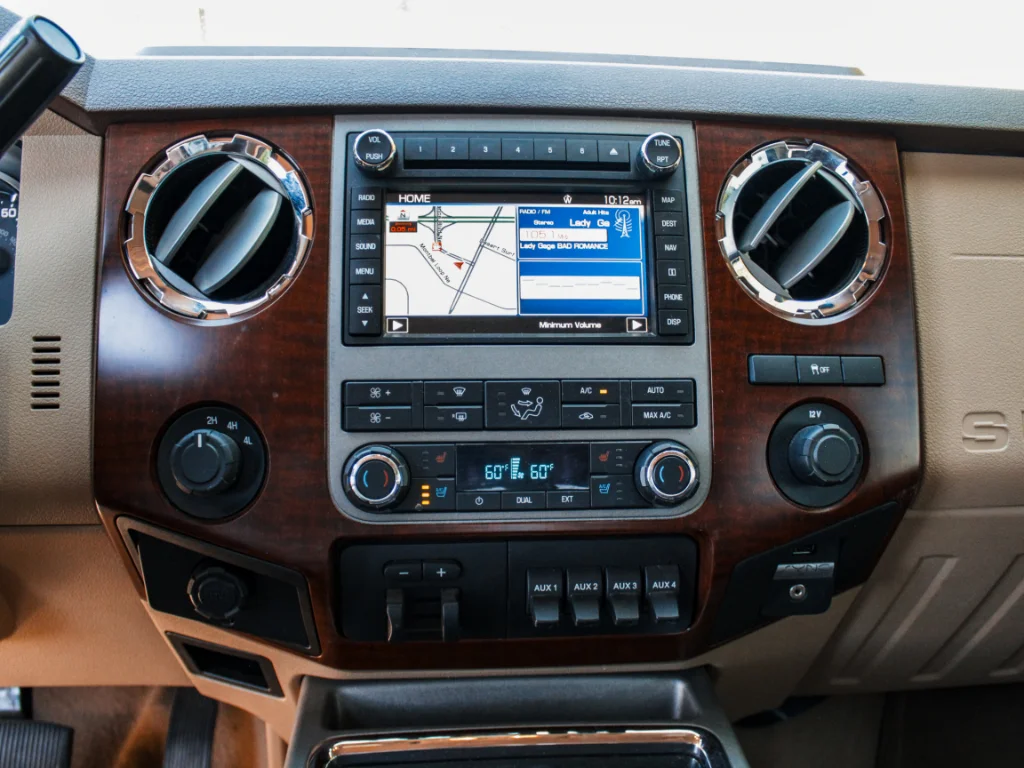 Used 2012 Tuxedo Black Ford King Ranch image 17