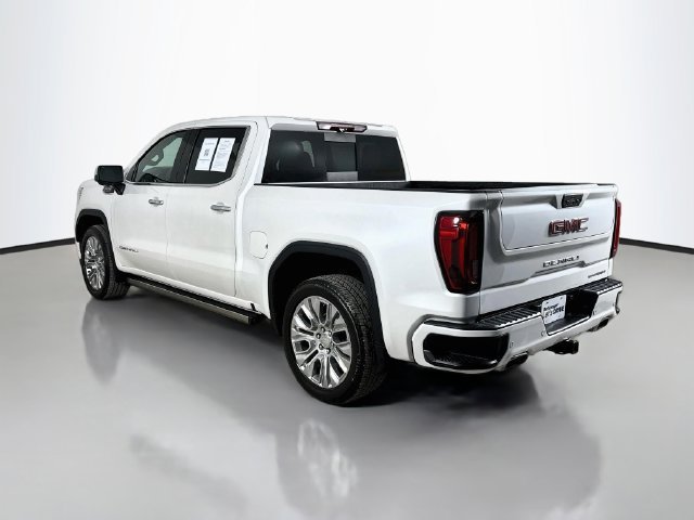 Used 2022 WHITE FROST TRICOAT GMC Denali image 12