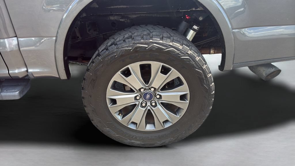 Used 2016 Gray Ford XLT image 18