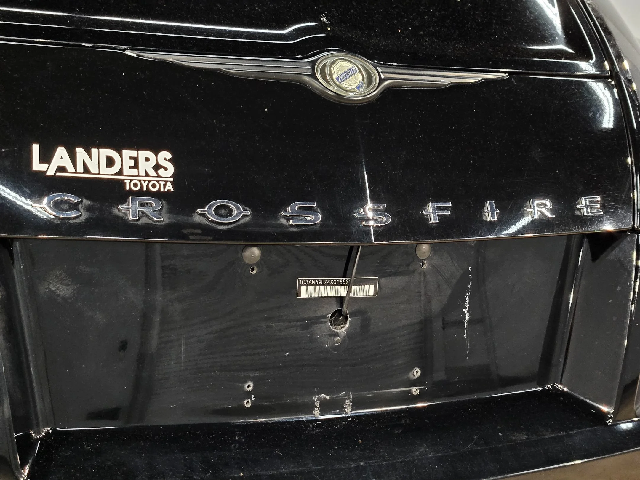 Used 2004 Black Chrysler  image 25