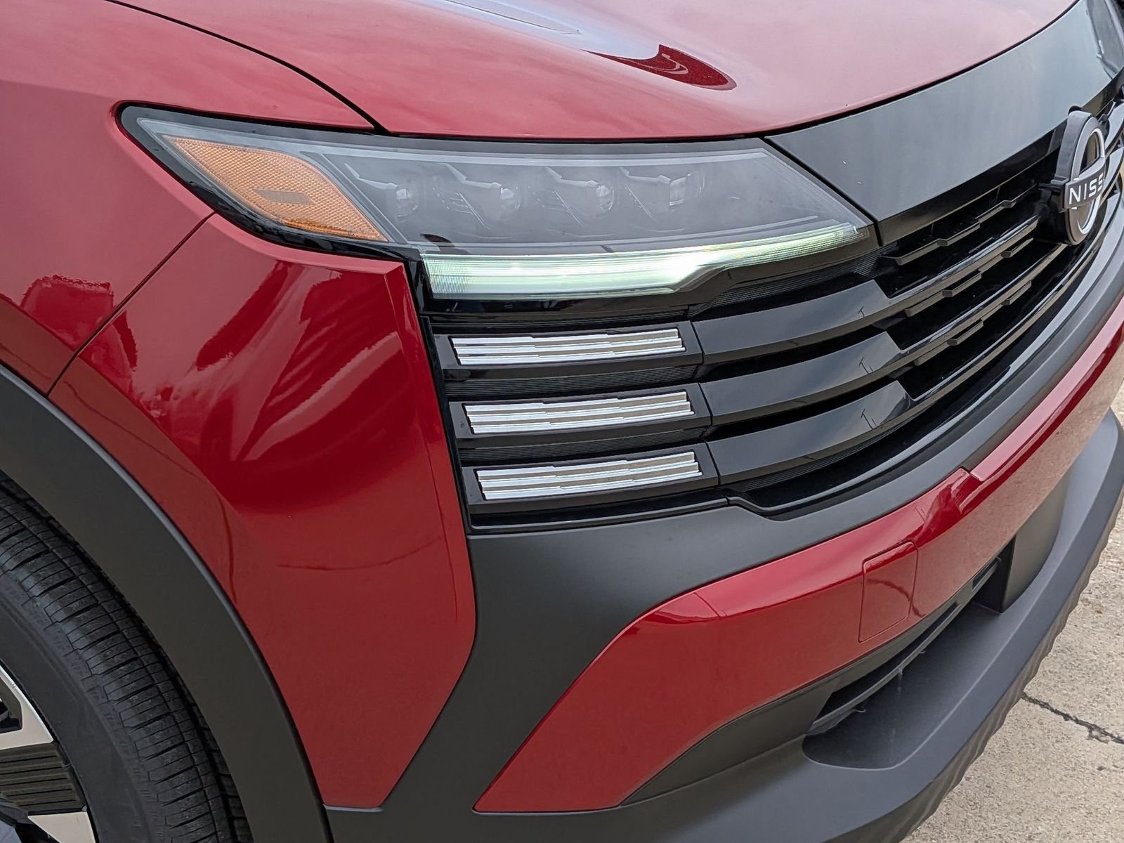 New 2026 Scarlet Ember Tintcoat Nissan SV image 31