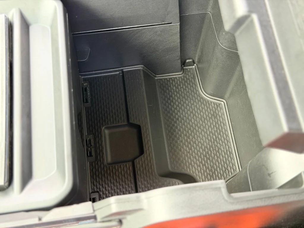 Used 2025 White Ram Limited image 19