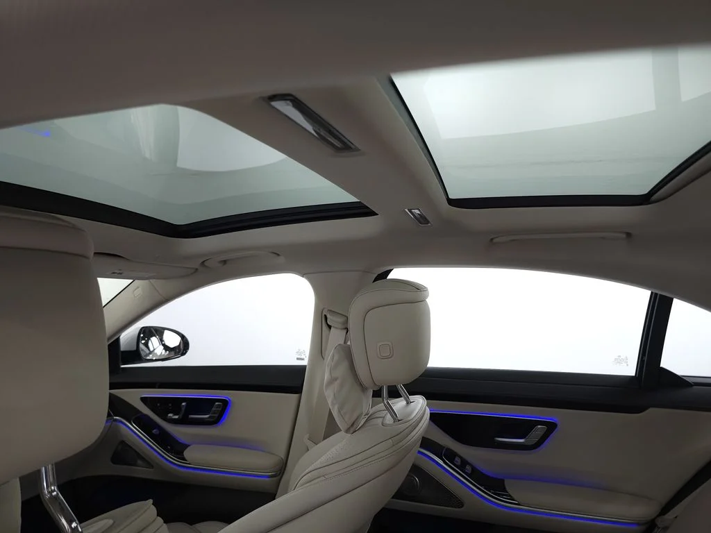 Used 2023 MANUFAKTUR Diamond White Mercedes-Benz S 500 image 27
