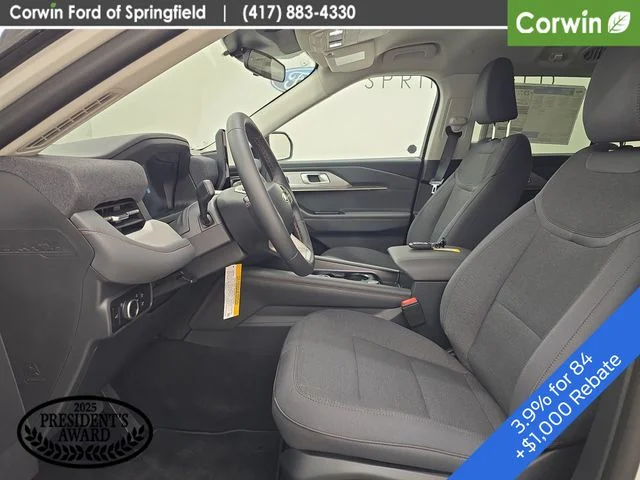 New 2026 Star White Metallic Tri-Coat Ford Active image 23