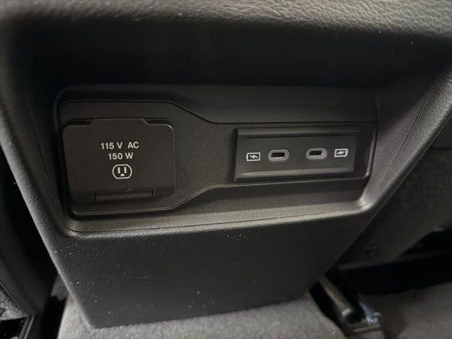 New 2026 Silver Zynith Exterior Paint Jeep Laredo image 15