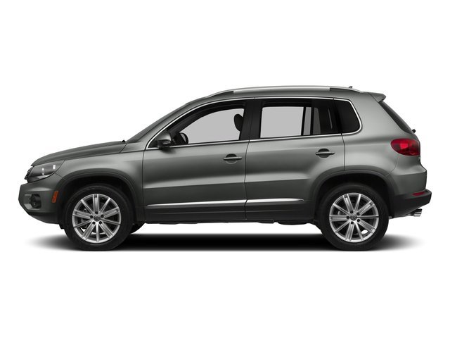 Used 2016 Black Volkswagen SE image 3