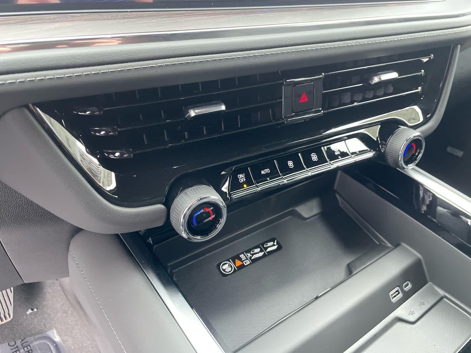 2026 Chevrolet Tahoe LT - Photo 22