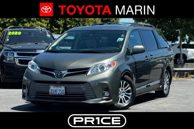2018 Toyota Sienna XLE