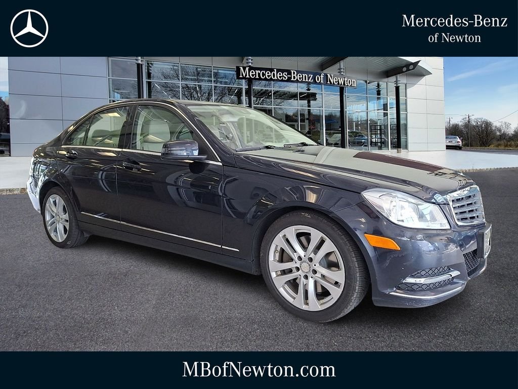 Used 2013 Blue Mercedes-Benz C 300 image 1