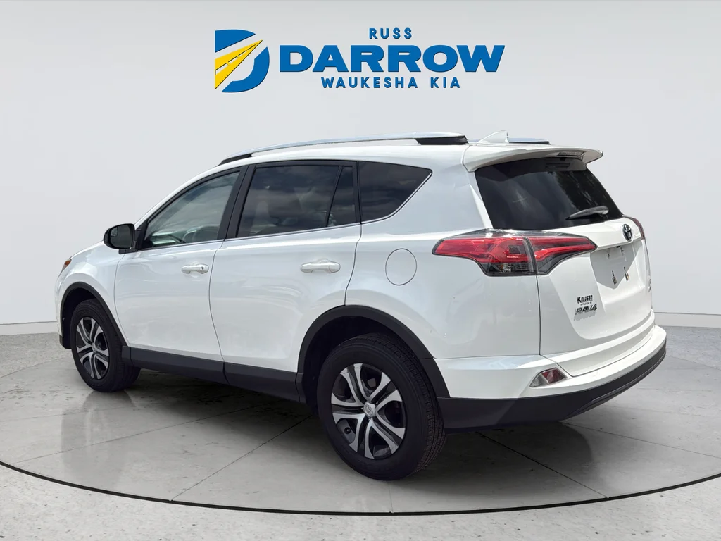 Used 2016 White Toyota LE image 3