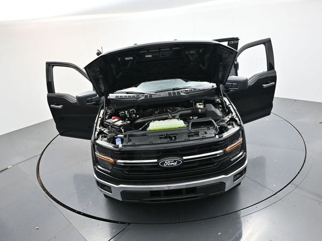 New 2026 Agate Black Metallic Ford XLT image 76