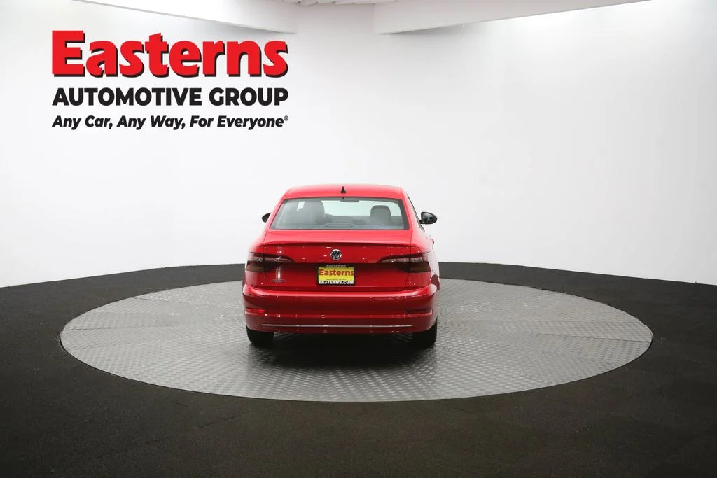 Used 2019 Red Volkswagen SEL image 38
