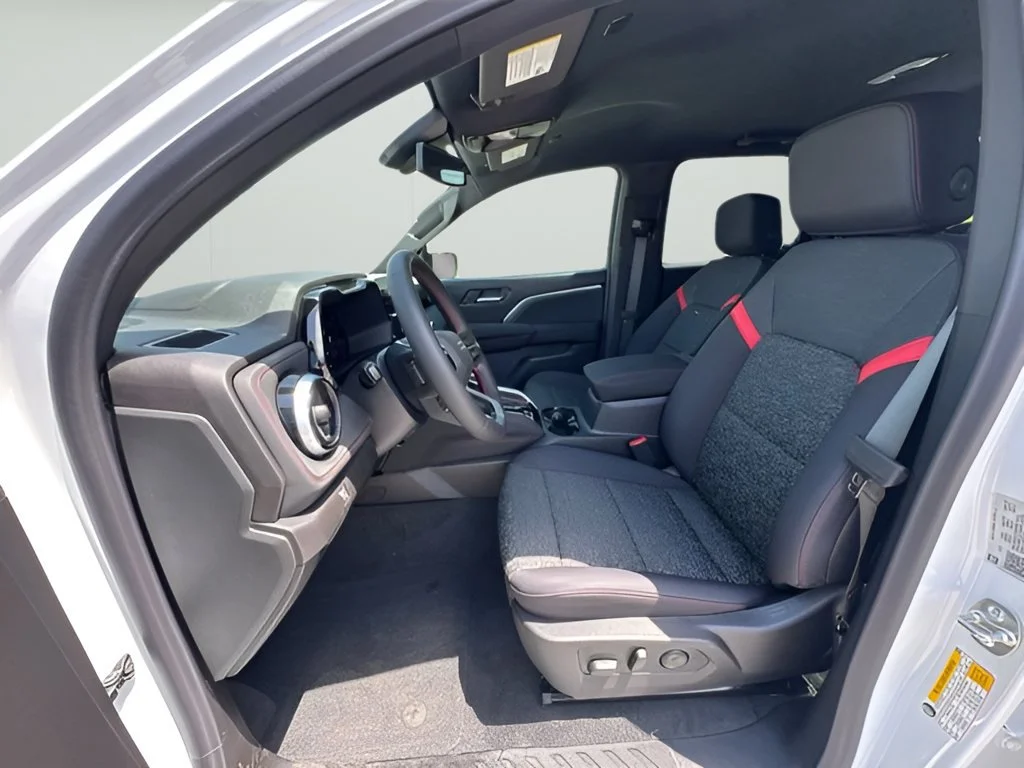 New 2026 Summit White Chevrolet Z71 image 7