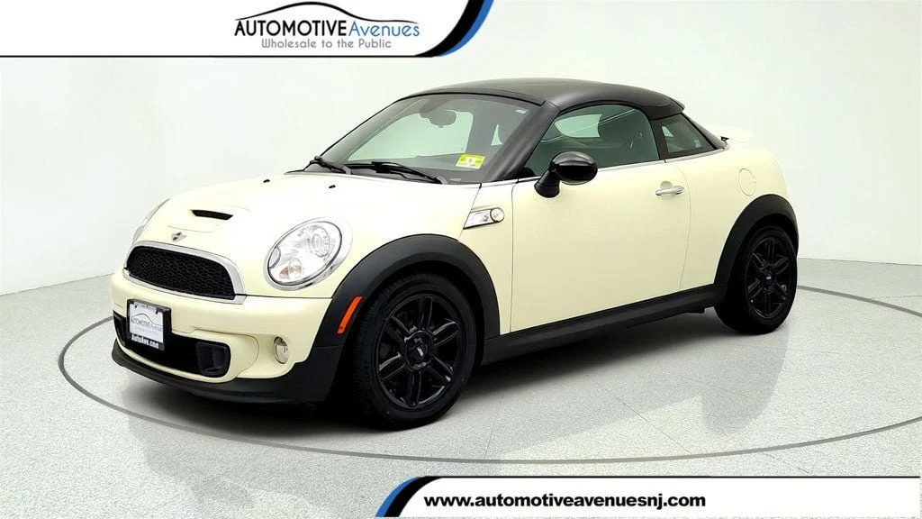 2013 MINI Cooper S's photo