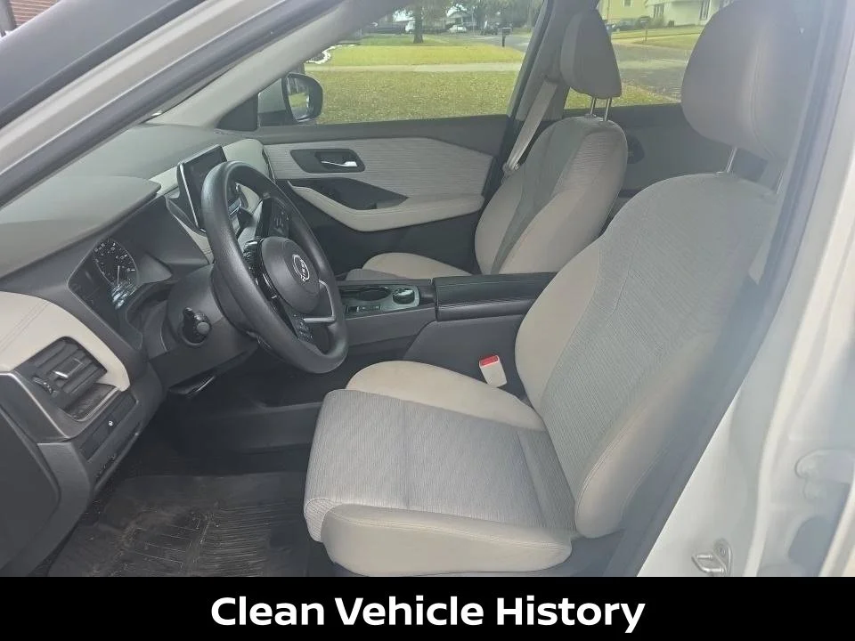 Certified Used 2023 Pearl White Nissan SV image 3