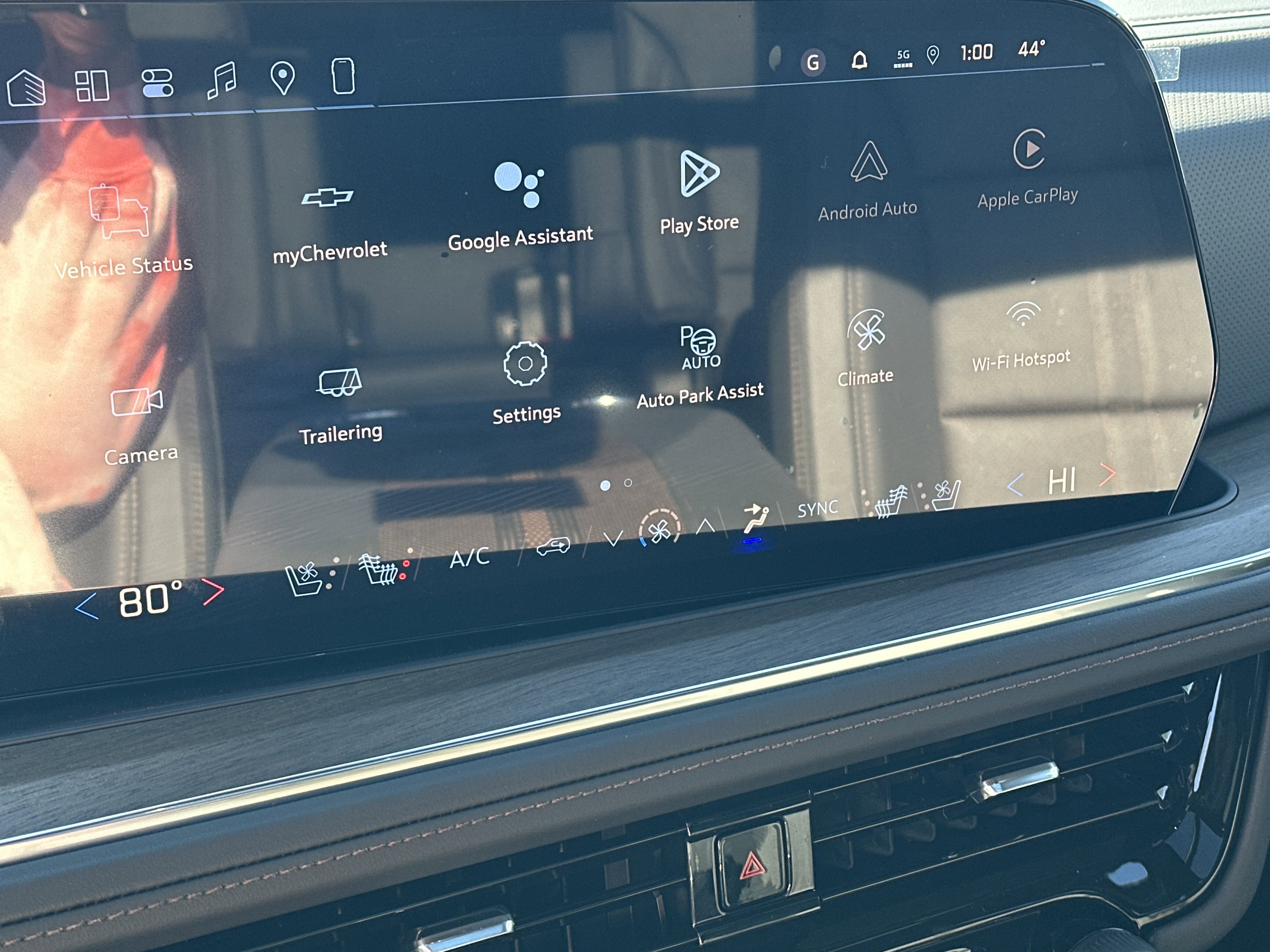 2026 Chevrolet Suburban High Country - Photo 29