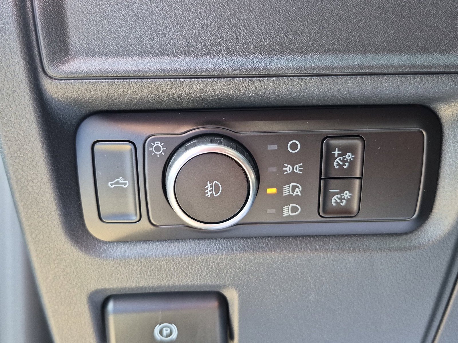 New 2026 Carbonized Gray Metallic Ford XL image 22