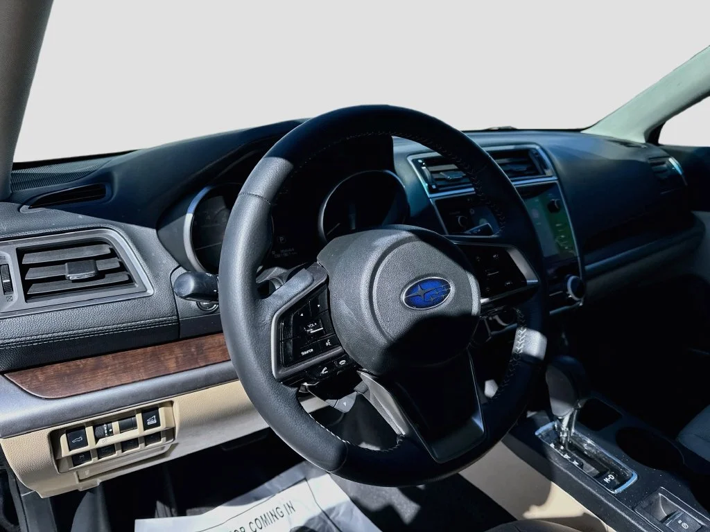 Used 2019 Black Subaru 2.5i image 9