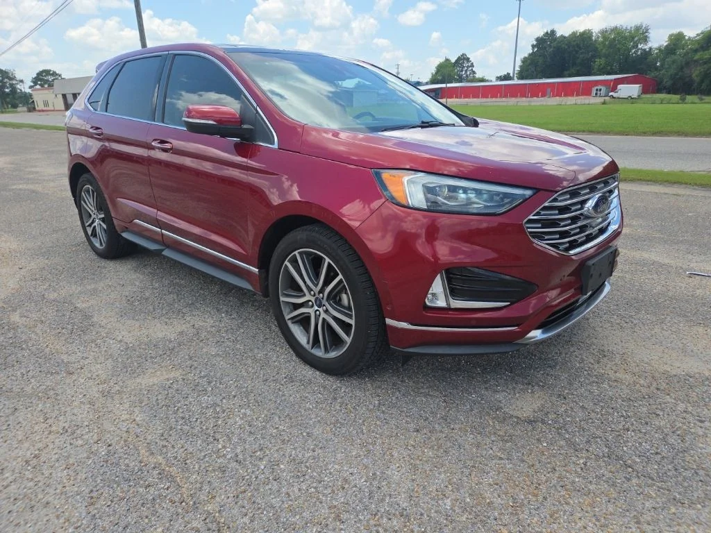Used 2019 Ruby Red Metallic Ford Titanium image 16