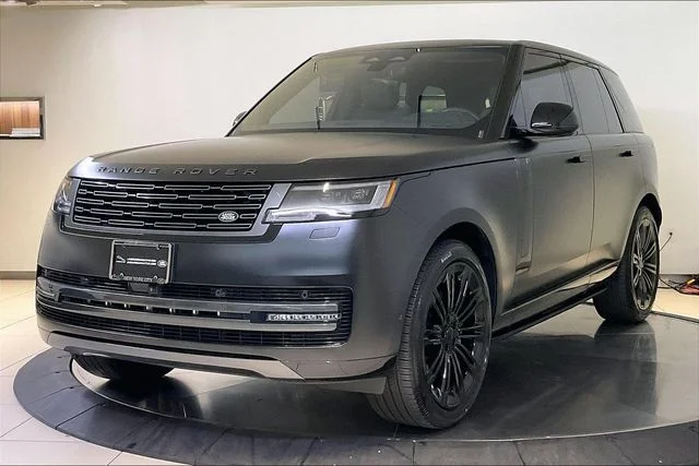 2026 Land Rover Range Rover SE