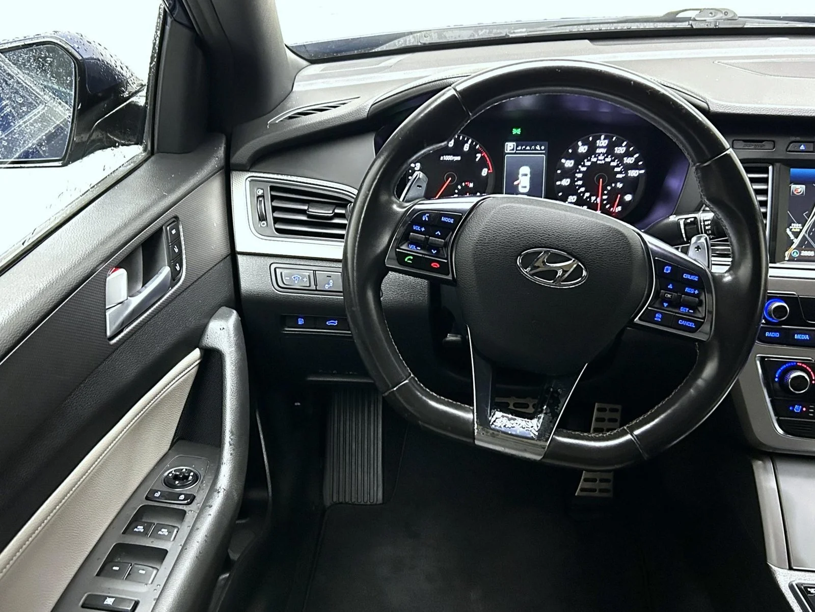 Used 2015 Blue Hyundai Limited image 12