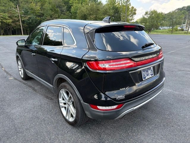 Used 2019 Black Lincoln Reserve image 13
