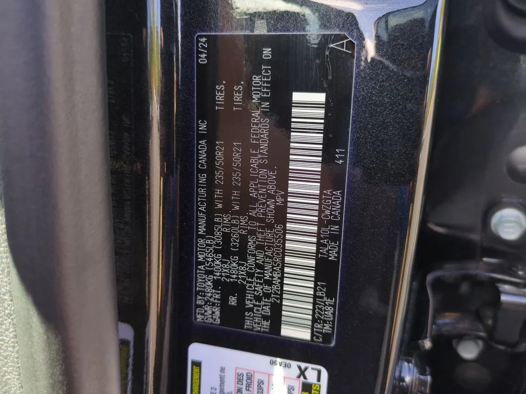 Used 2024 Black Lexus Premium Plus image 27
