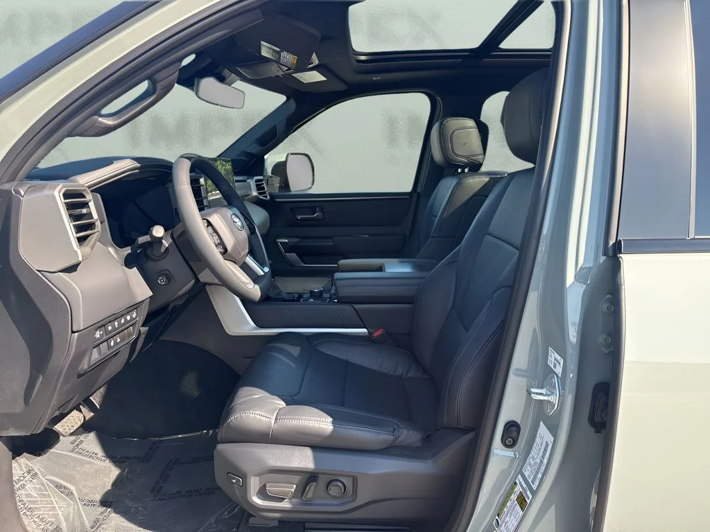 Used 2026  Toyota Platinum image 9