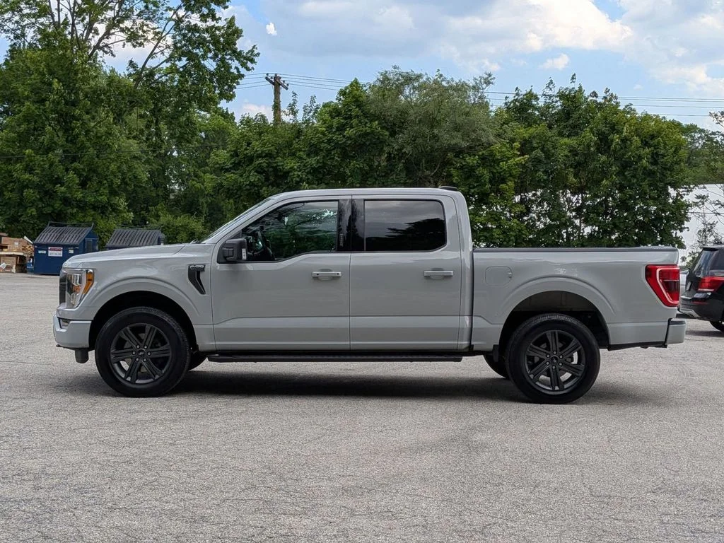 Used 2023 White Ford XLT image 8