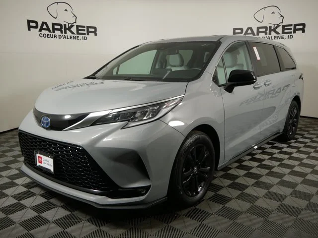 2024 Toyota Sienna's photo