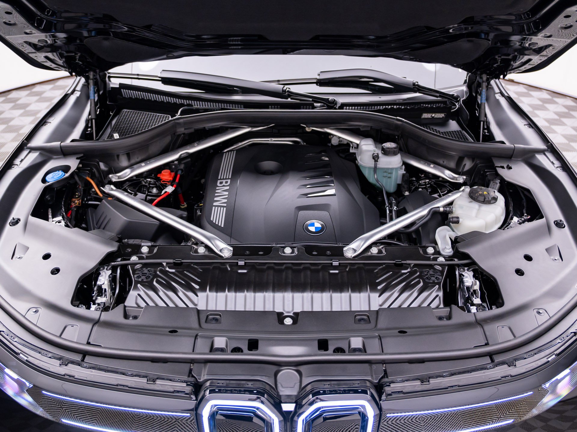 New 2027 Black Sapphire Metallic BMW 40 image 39