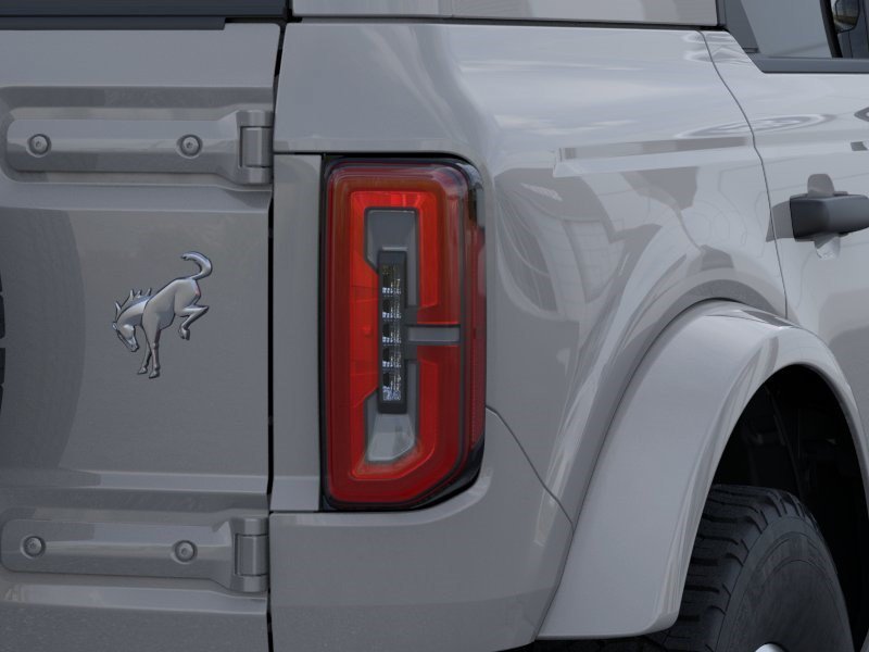 New 2026 Avalanche Gray Ford Outer Banks image 23