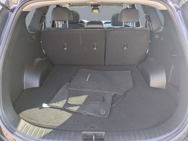 Used 2022 Black Hyundai SEL image 12
