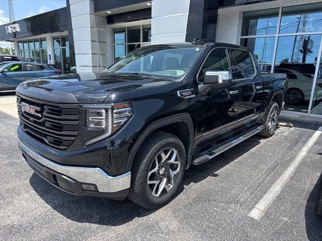 2024 GMC Sierra 4WD Crew Cab Short Box SLT's photo
