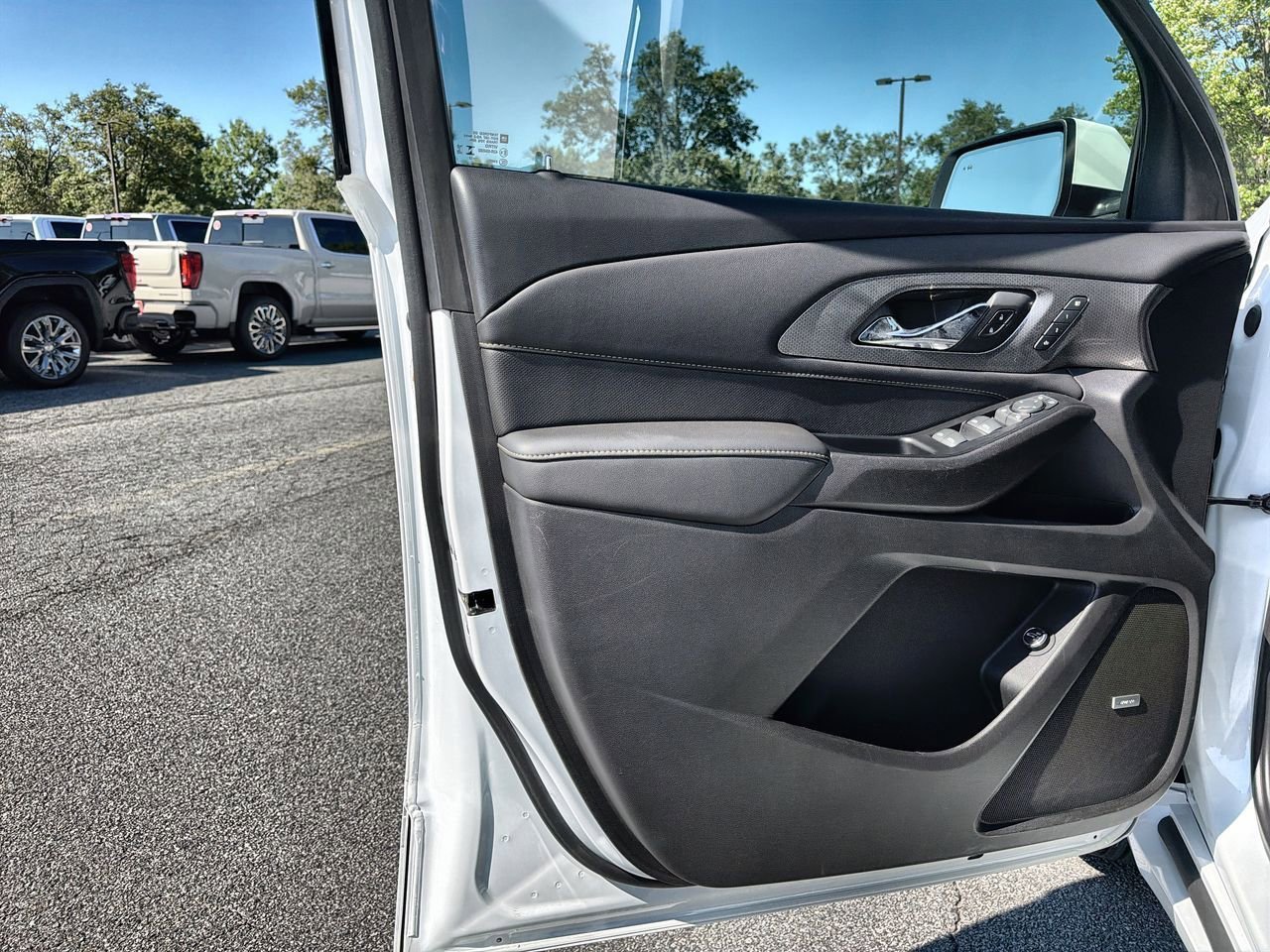 Used 2023 Summit White Chevrolet Premier image 18