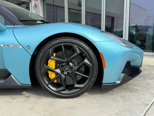New 2024 AI AQUA RAINBOW Maserati Cielo image 17