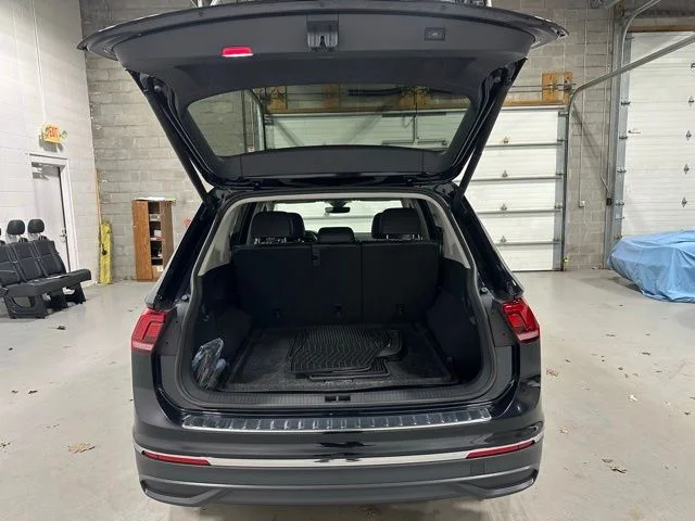 Certified Used 2024 Black Volkswagen 2.0T SE image 21