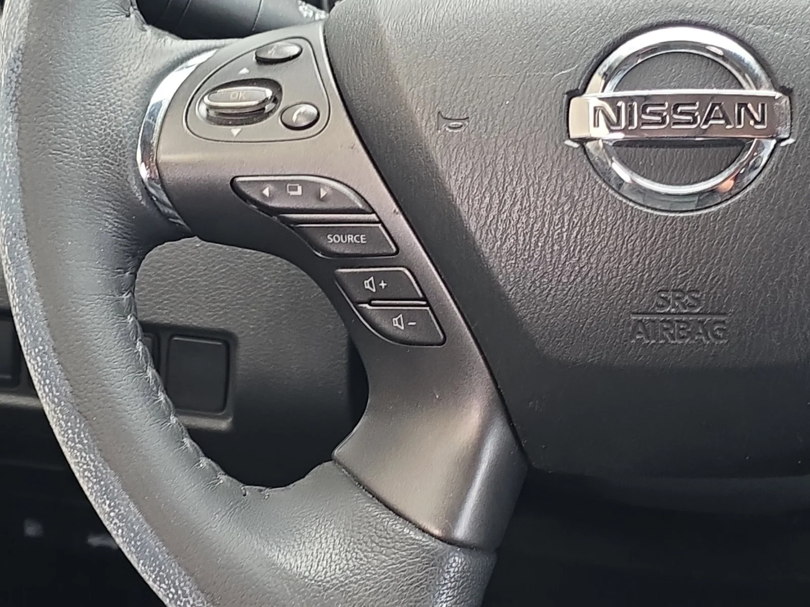 Used 2021 Gray Nissan SL image 23