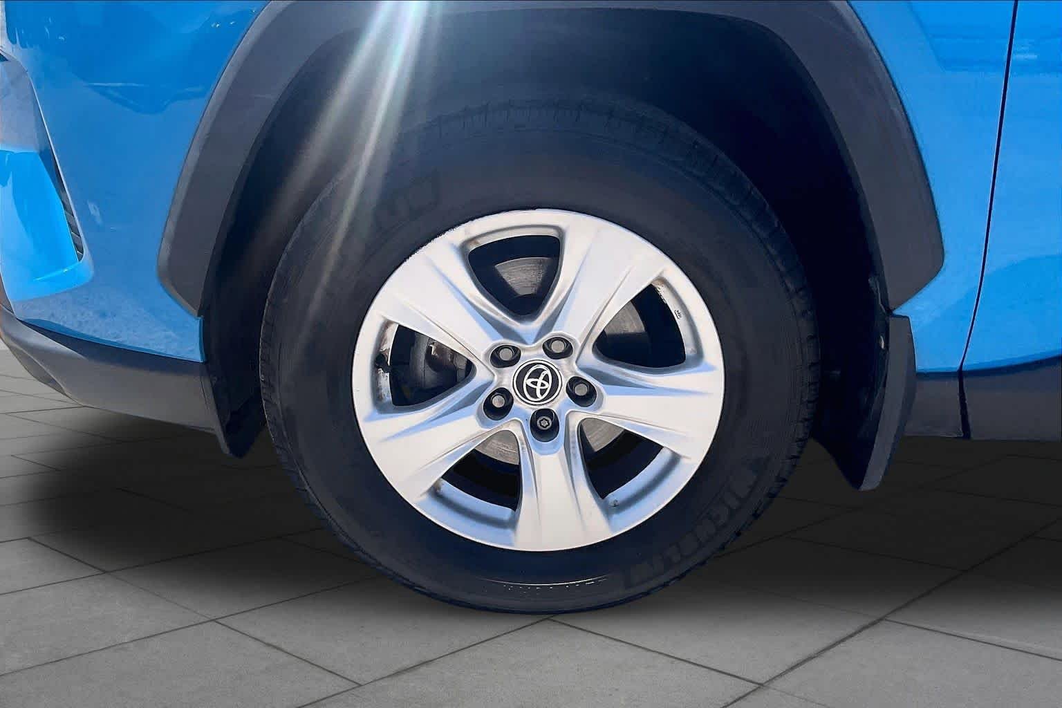 Used 2020 Blue Flame Toyota XLE image 11